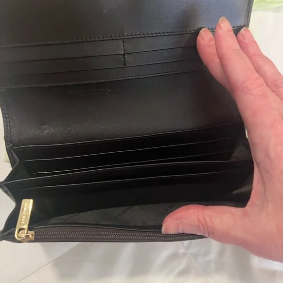 Burberry Beige and Black/brown Plaid Wallet - Picture 3 of 12